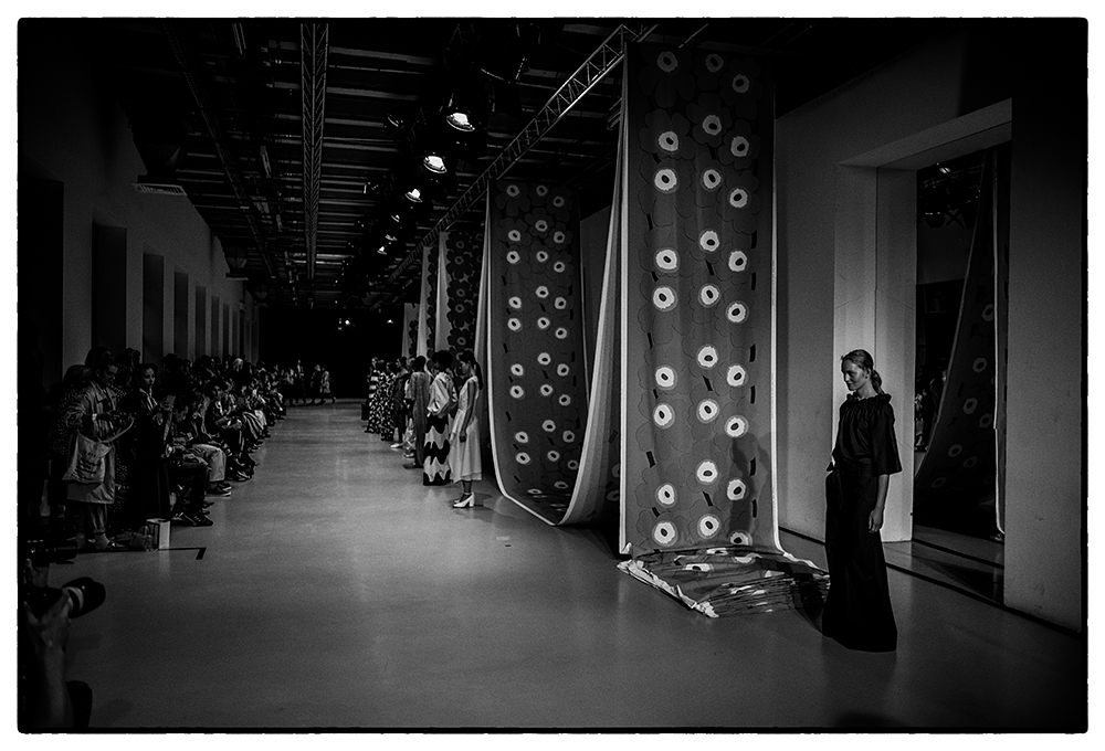 MARIMEKKO SS18 PFW