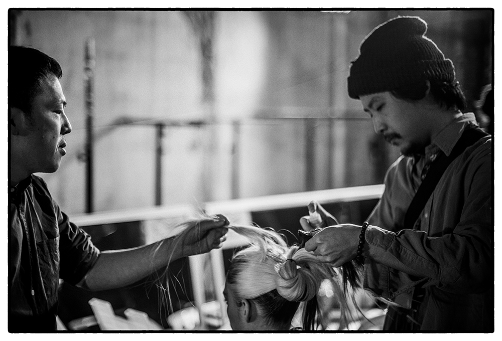 PARIS FASHION WEEK BACKSTAGE AT HAIDER ACKERMANN
