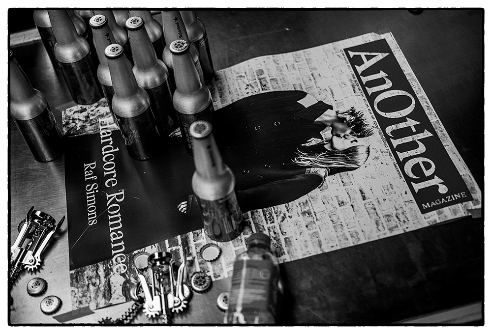RAF SIMONS BOOK SIGNING ANOTHER MAGAZINE SS20 PFW