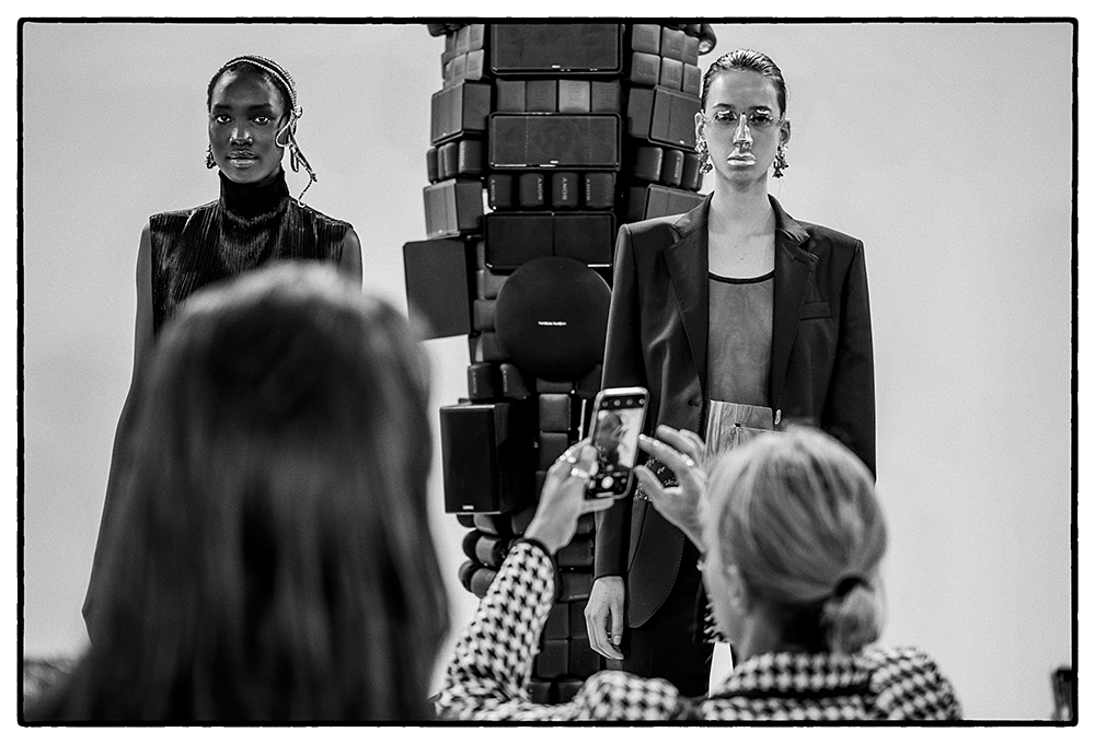 SCHIAPARELLI SS20 PFW