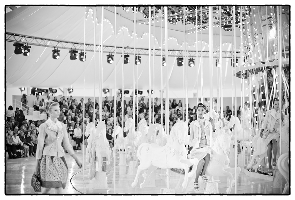 LOUIS VUITTON SS12 PFW
