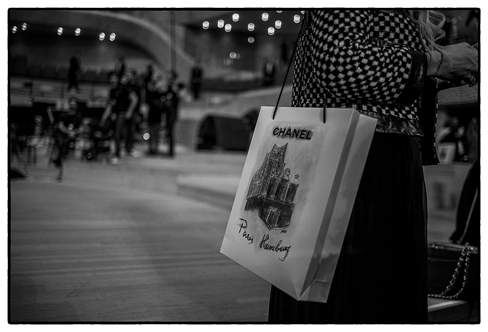 CHANEL METIERS DART SHOW