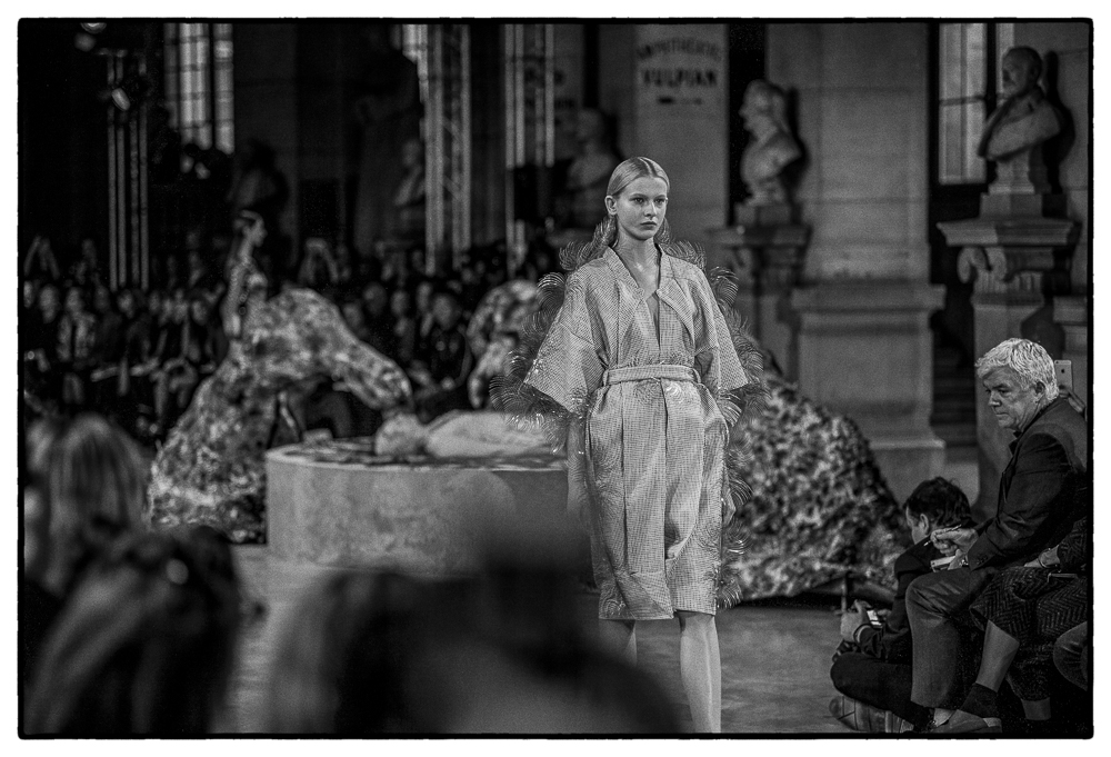 IRIS VAN HERPEN SS16 PFW