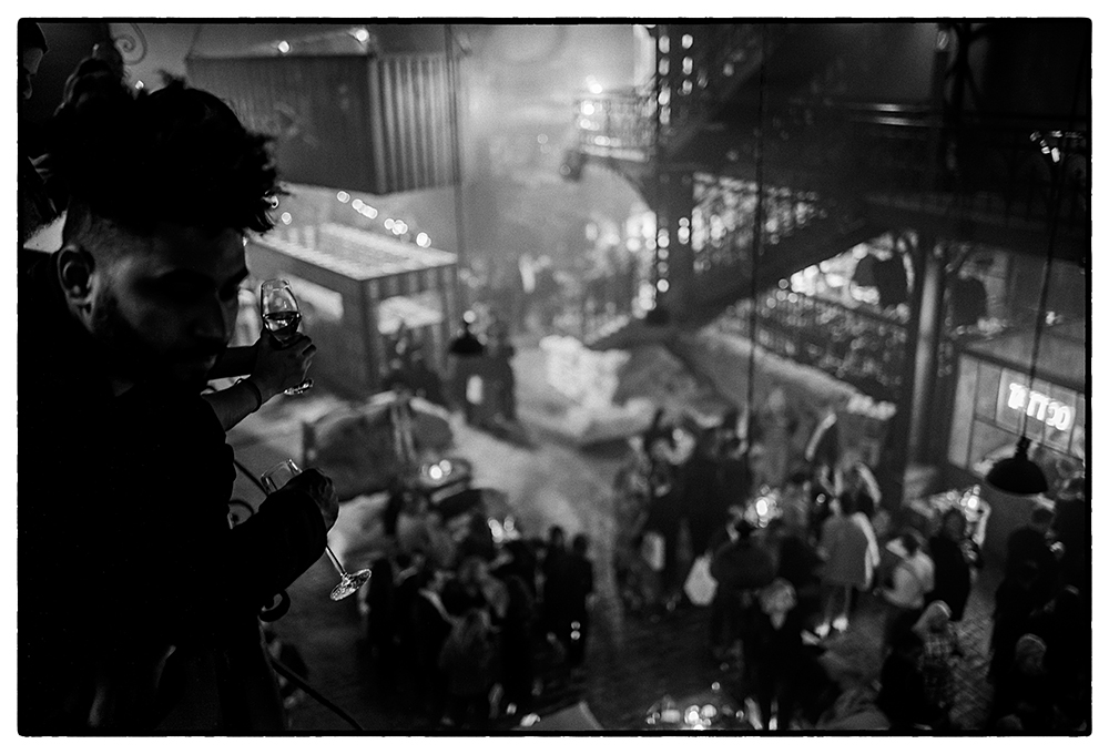CHANEL METIERS DART SHOW AFTERPARTY