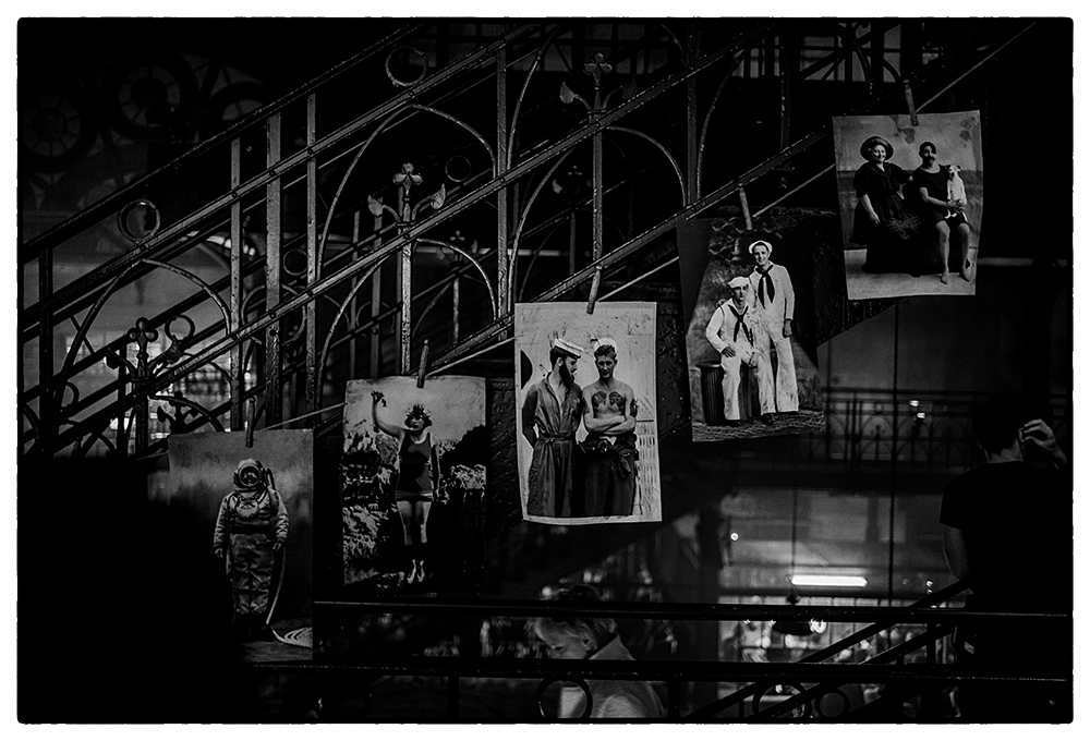 CHANEL METIERS DART SHOW AFTERPARTY