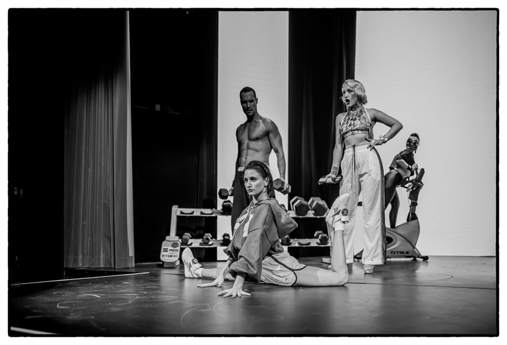 YASBUKEY SS19 PFW
