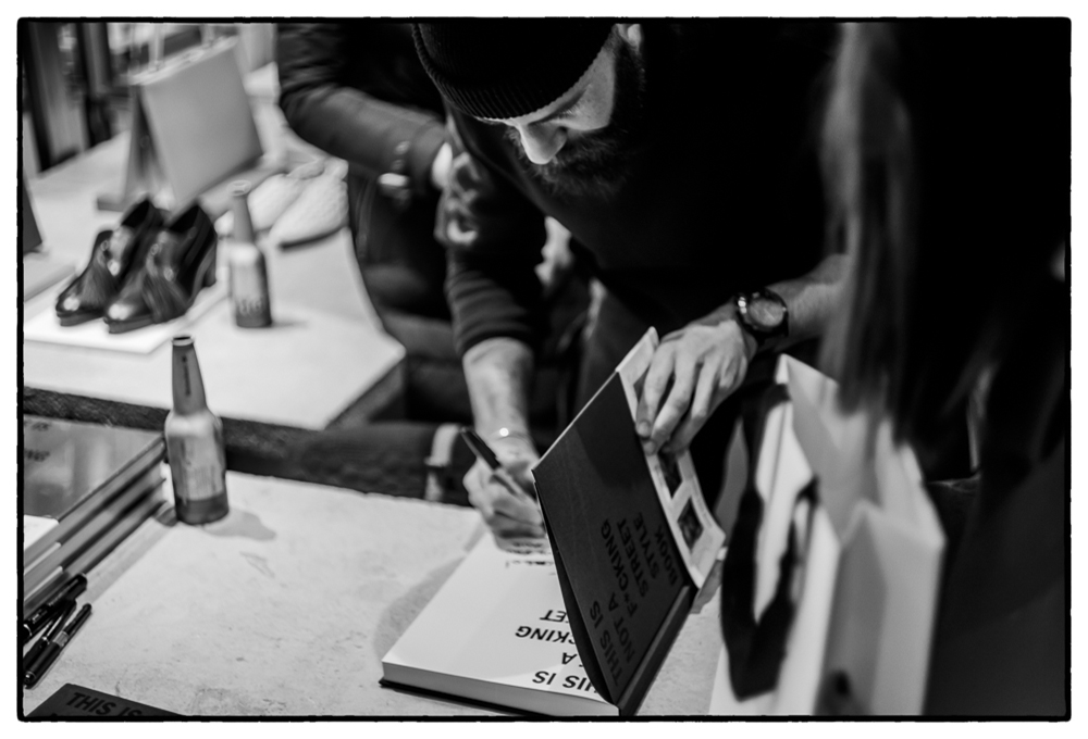 ADAM KATZ BOOKSIGNING FW18 PFW