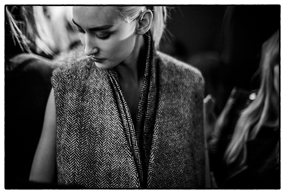 PARIS FASHION WEEK BACKSTAGE AT HAIDER ACKERMANN