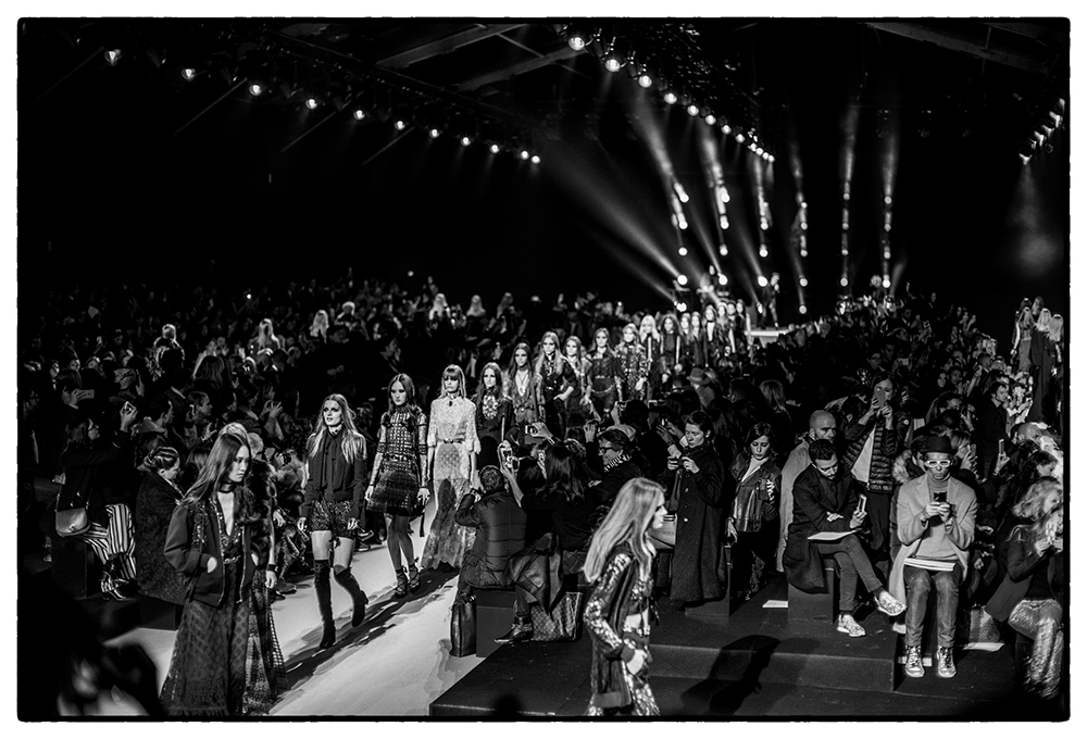 ELIE SAAB FW16 PFW