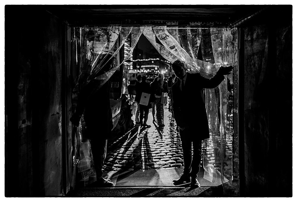 CHANEL METIERS DART SHOW AFTERPARTY