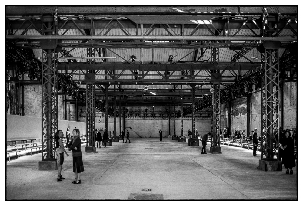 DRIES VAN NOTEN SS16 PFW