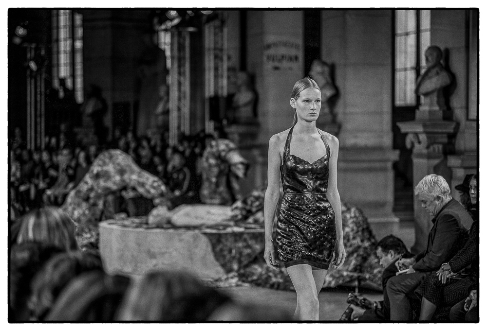 IRIS VAN HERPEN SS16 PFW