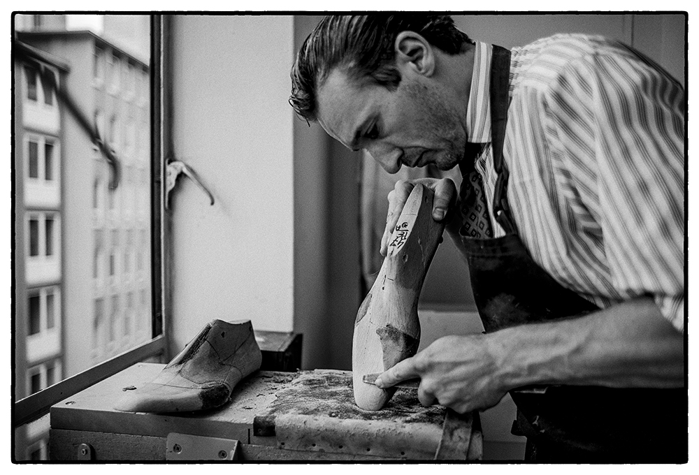 LEONARD KAHLCKE BESPOKE SHOEMAKER