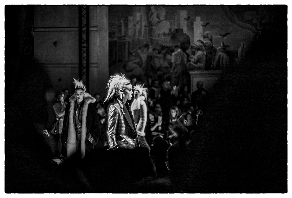 PARIS FASHION WEEK BACKSTAGE AT HAIDER ACKERMANN