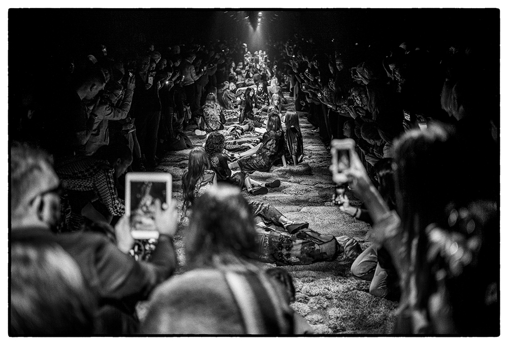 DRIES VAN NOTEN SS15 PFW