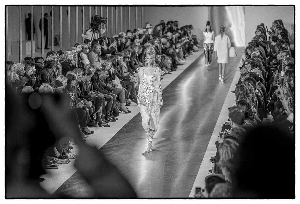 MAISON MARGIELA SS16 PFW