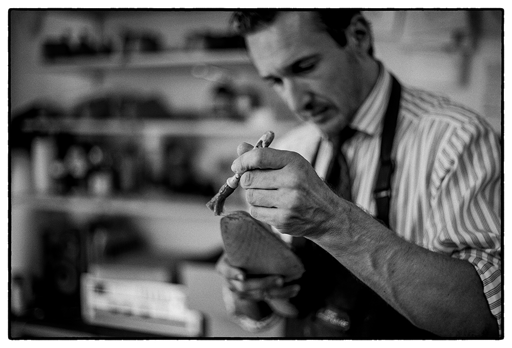 LEONARD KAHLCKE BESPOKE SHOEMAKER