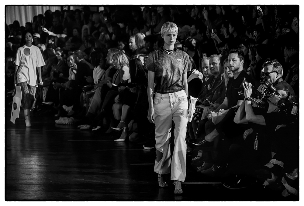 OFF WHITE SS20 PFW