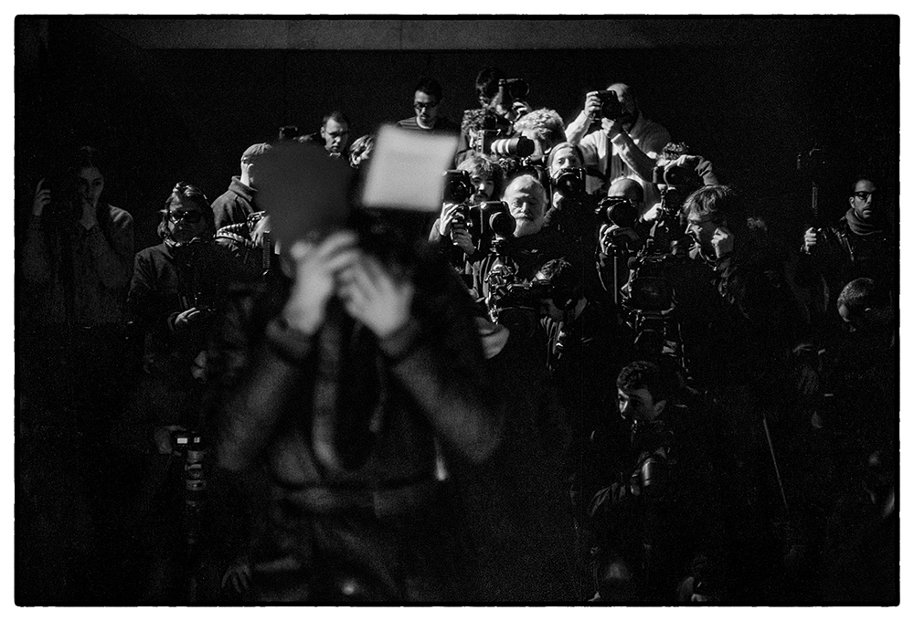 PARIS FASHION WEEK BACKSTAGE AT HAIDER ACKERMANN