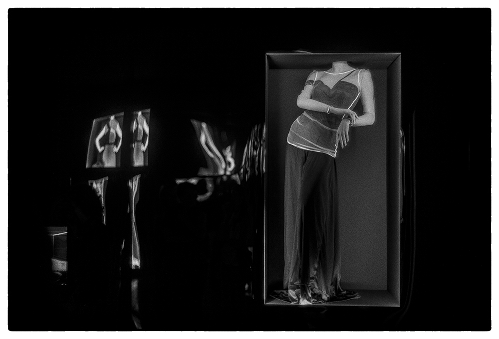 OUTER DARK EXHIBITION AT MAK FRANKFURT