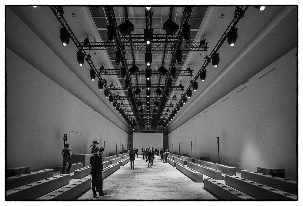 AKRIS FW16 PFW