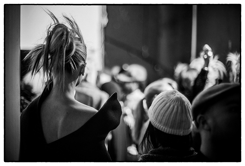 PARIS FASHION WEEK BACKSTAGE AT HAIDER ACKERMANN