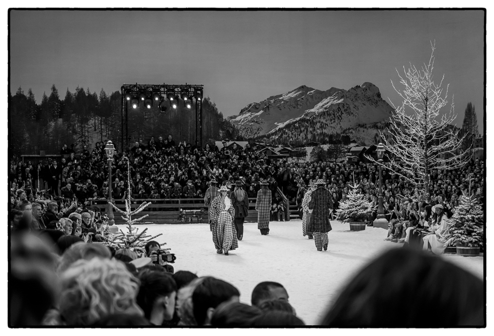 CHANEL FW19 PFW