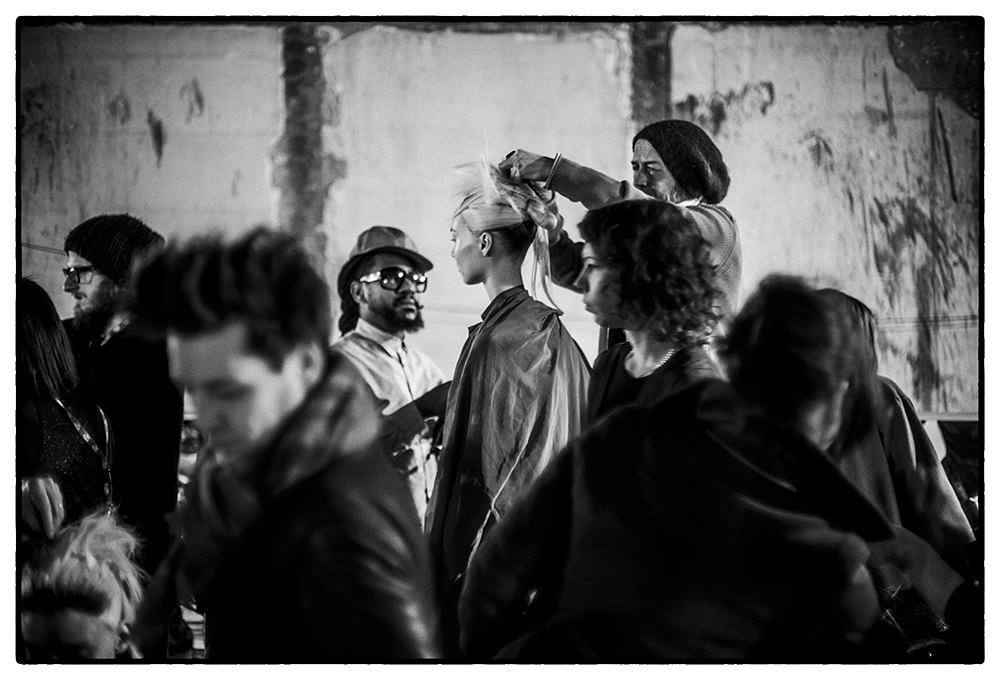 PARIS FASHION WEEK BACKSTAGE AT HAIDER ACKERMANN