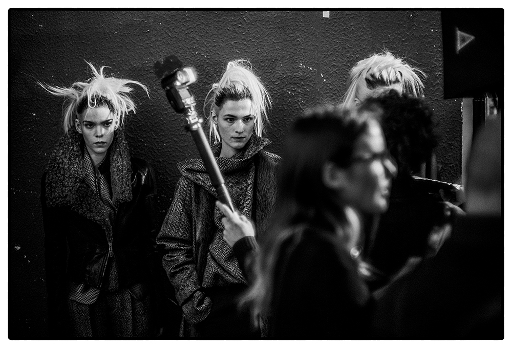 PARIS FASHION WEEK BACKSTAGE AT HAIDER ACKERMANN