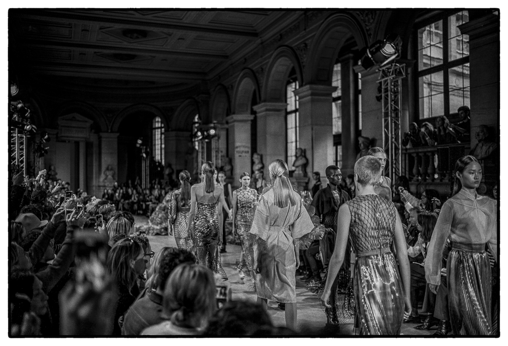 IRIS VAN HERPEN SS16 PFW