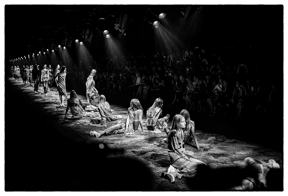 DRIES VAN NOTEN SS15 PFW