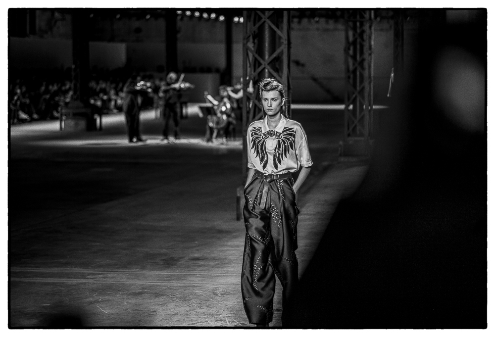 DRIES VAN NOTEN SS16 PFW