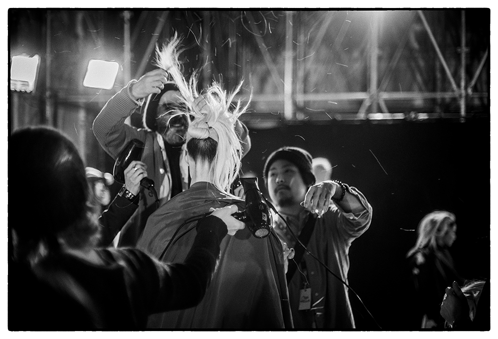 PARIS FASHION WEEK BACKSTAGE AT HAIDER ACKERMANN