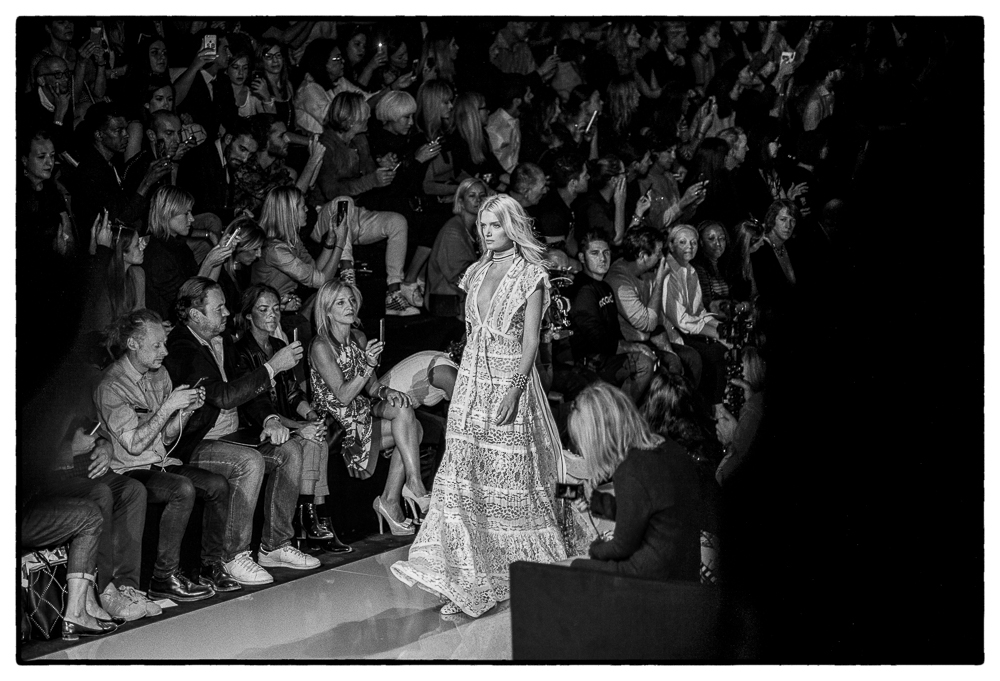 ELIE SAAB SS16 PFW