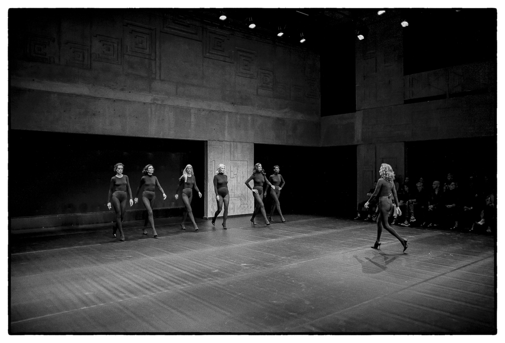 MODELS NEVER TALK OLIVIER SAILLARD SS16 PFW
