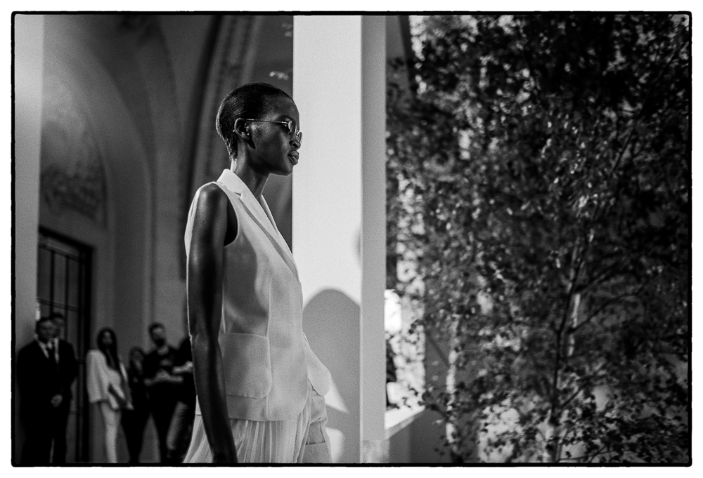 AKRIS SS16 PFW
