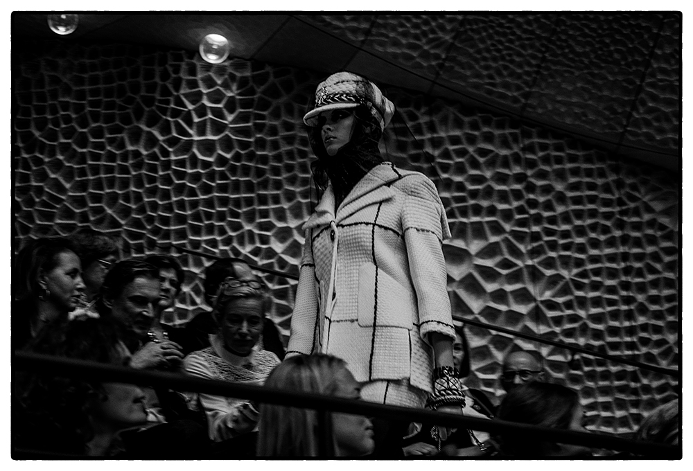 CHANEL METIERS DART SHOW