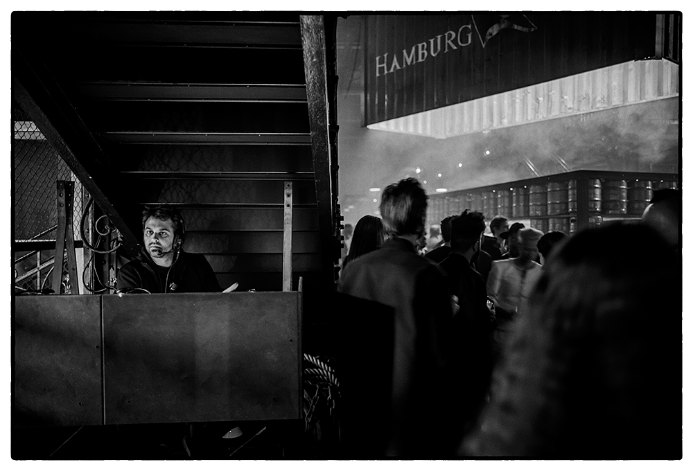 CHANEL METIERS DART SHOW AFTERPARTY
