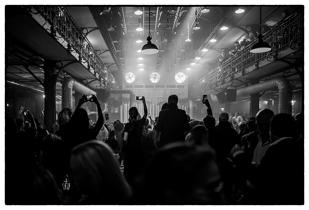 CHANEL METIERS DART SHOW AFTERPARTY