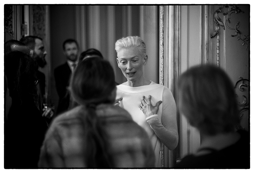 TILDA SWINTON AT PRINGLE OF SCOTLAND FW13 PFW